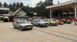 Међународни олдтајмер рели „Рели пријатељства срцем Западне Србије" одржан на Златибору